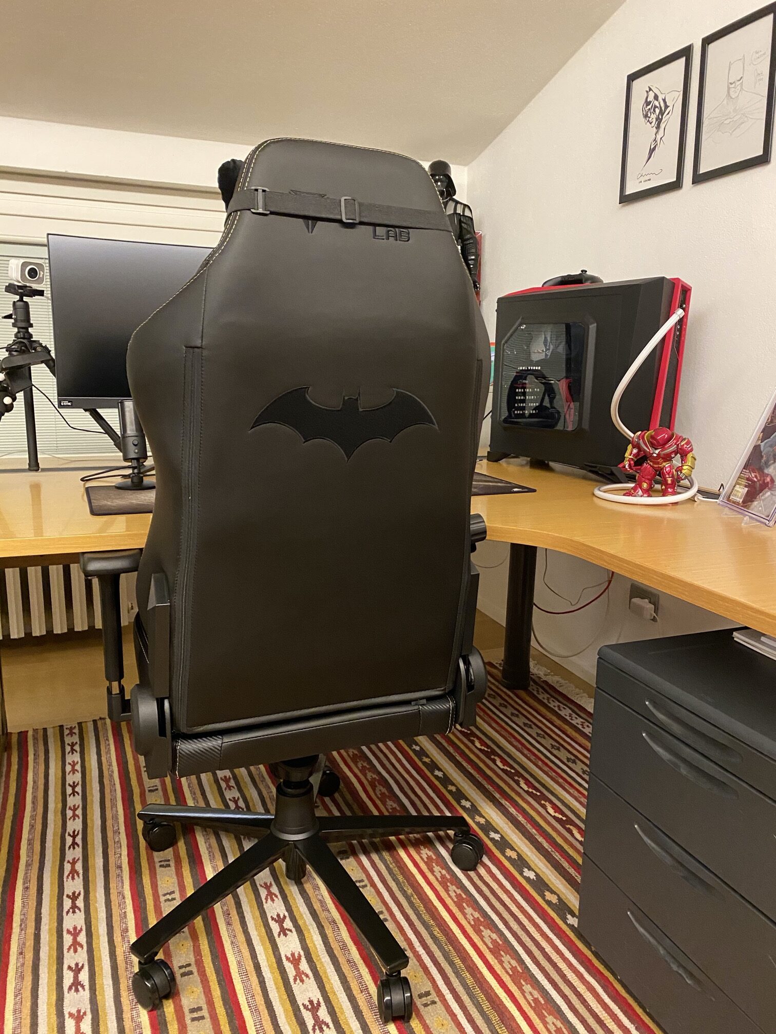 Secretlab TITAN Dark Knight: la sedia da gaming PRO - Recensione | NerdPool