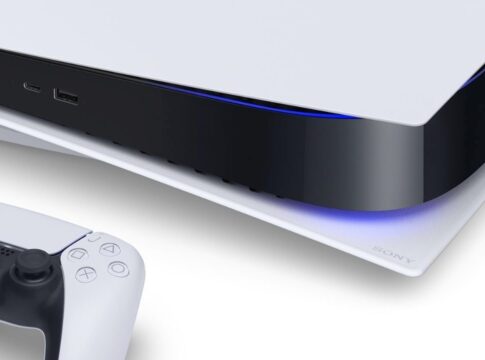 playstation-5-sony-supporta-ancora-ps4