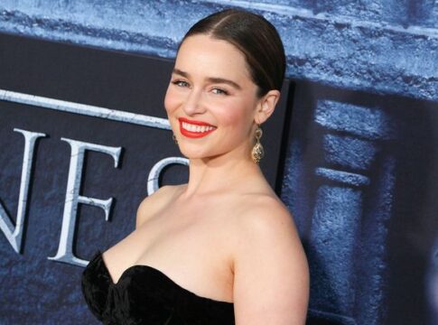 gallery-1461329895-emilia-clarke-game-of-thrones