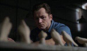 Taron Egerton-Carry On-Netflix