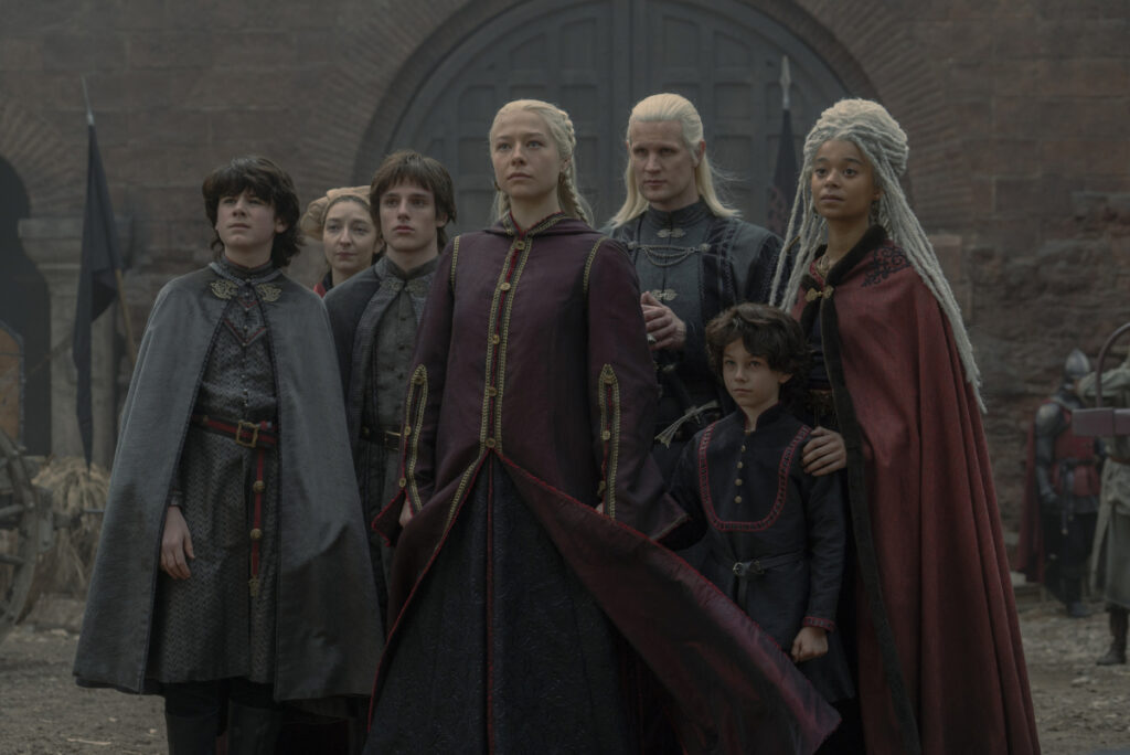 Rhaenyra e Daemon con la loro famiglia allargata - HODT 1x08 | Photo Credits: HBO
